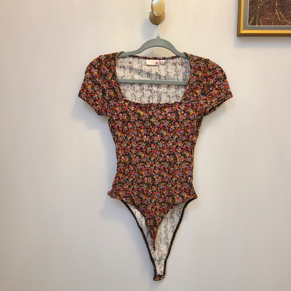 SO Cap Sleeve Floral Bodysuit